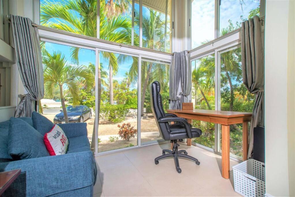 Island House # 9 Appartement Driftwood Village Buitenkant foto